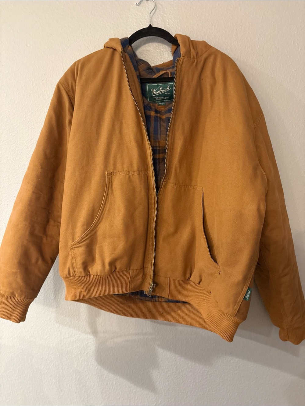 Woolrich Men's Hooded Canvas Jacket in Caramel